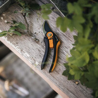 Fiskars Plus SmartFit Gartenschee By P541